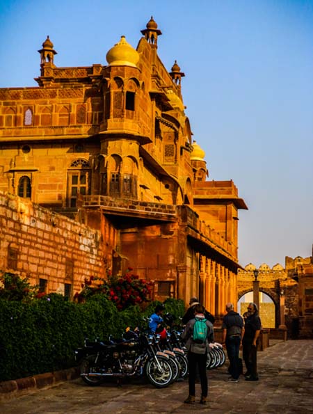 Explore the UNESCO heritage sites, Forts & Palaces of Rajasthan with a fully guided Motorcycle to Rajasthan on Royal Enfield